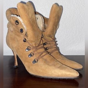 Vintage Manila Blahnik. Size 7.5.